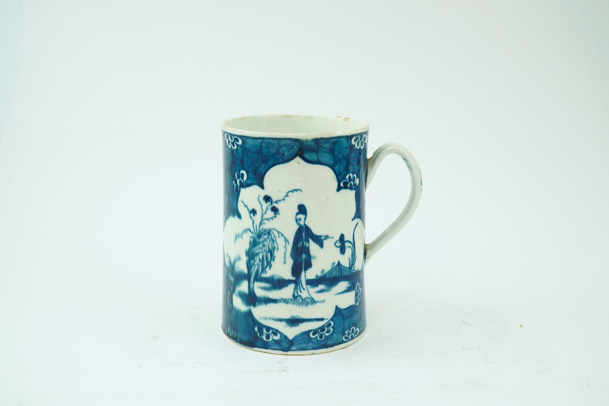 A Worcester blue and white Cracked Ice pattern large cylindrical mug, c.1765-75
